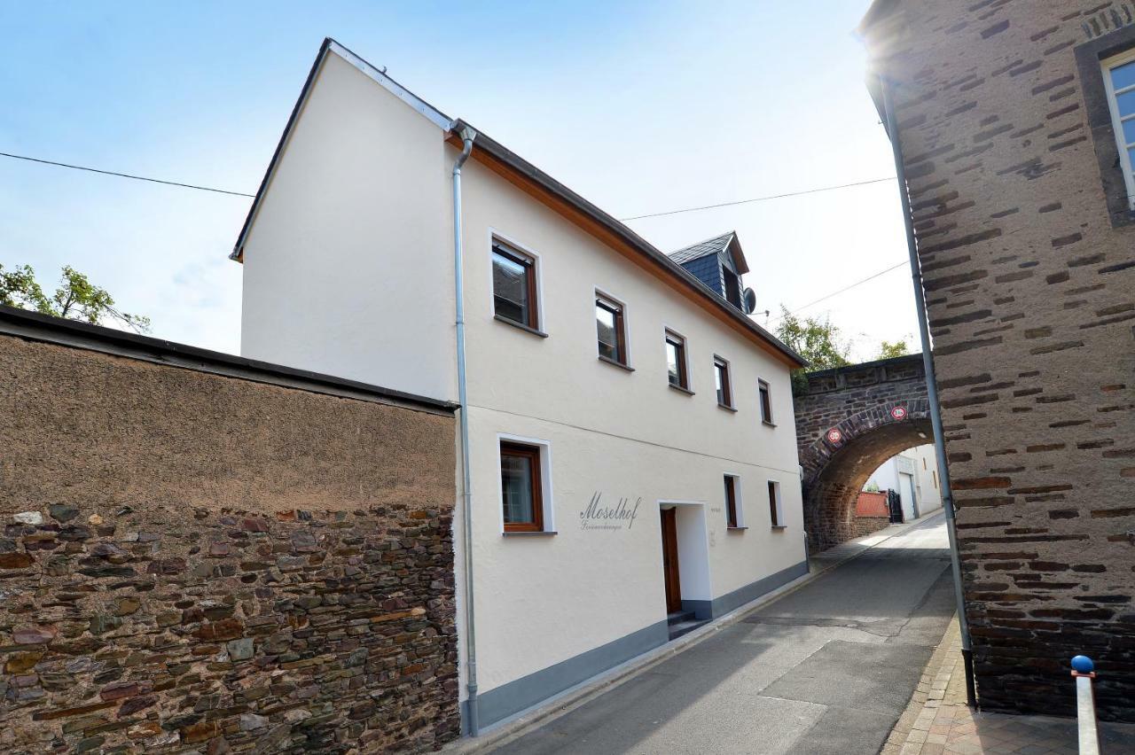 Moselhof Ferienwohnungen Bruttig-Fankel Luaran gambar